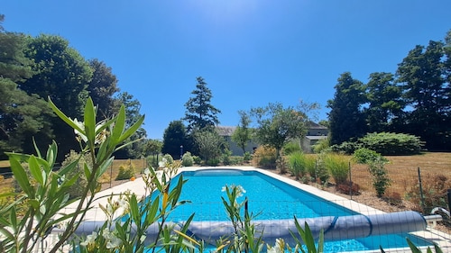 Beautiful estate with pool in Bourgueil – 7 bed / 7 bath / Sleeps 15