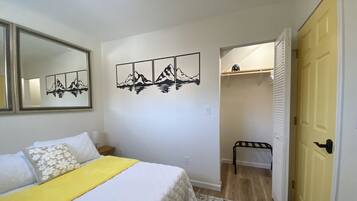 3 quartos, ferros/tábuas de passar roupa, berço de viagem, Wi-Fi