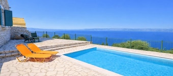 Villa Agathi - Two Bedroom Villa, Sleeps 4