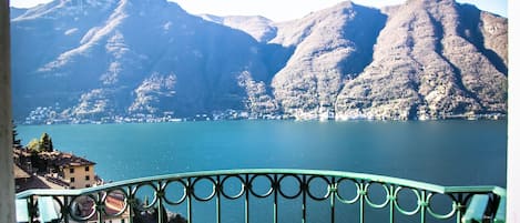 Panoramic Apartment | Lake view
