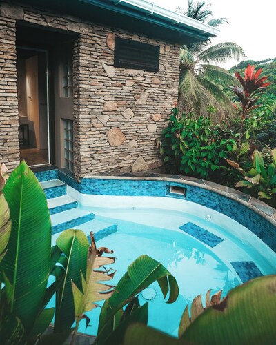 Luxury Villa in Caribbean nature with private pool