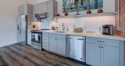 The Hive 103 Bees Knees Pet Friendly by BlueStar