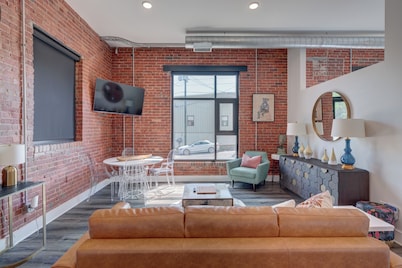 The Hive 103 Bees Knees Pet Friendly by BlueStar