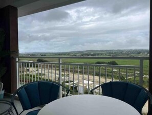 Outdoor dining - Your Caribbean Home Away (South District)