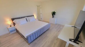 2 bedrooms, desk, iron/ironing board, free WiFi