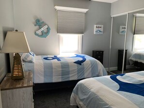 3 bedrooms, desk, iron/ironing board, WiFi