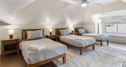 Central Oakmont Oasis