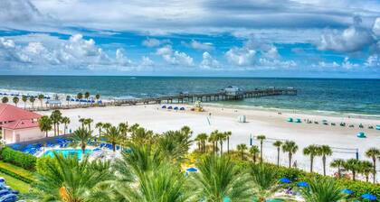 Pelican Pointe 111:Walk to Beach~Pool~Free Parking