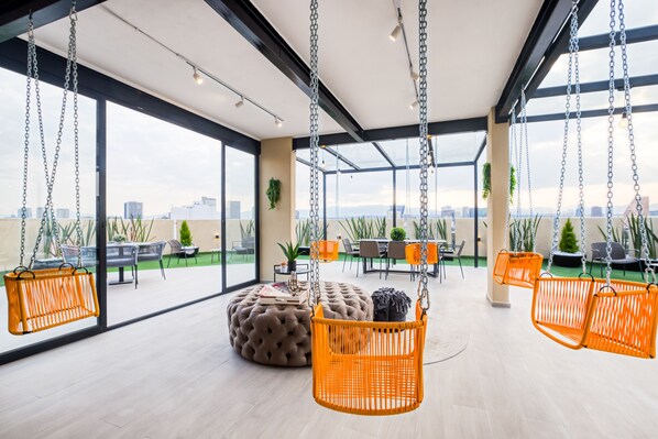Rooftop terrace - ULIV Family Apartments Polanco (Mexico City)