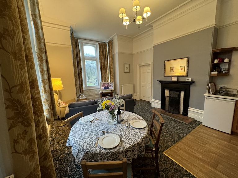 Cosy Self Catering Apartment In Large Victorian Residence - Edale