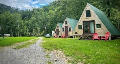 Cabin #1 Bela - Custom Built Aframe - Kid and Pet friendly