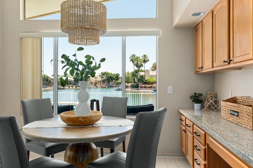 Lakefront Home complete with Mountain Views, Pool, Putting Green & Paddle Boat!