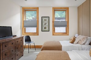 5 Schlafzimmer, Bügeleisen/Bügelbrett, kostenloses WLAN, Bettwäsche