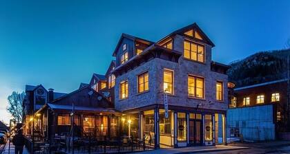 Pine Street C -Curate Telluride-Walk to Ski,, Near Venues, Partial AC, Dog OK