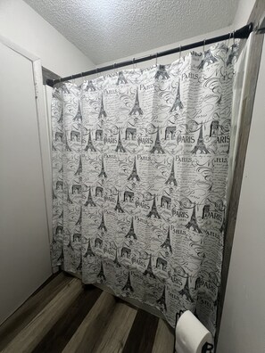 Interior - Beautiful 2/2 townhome across from world class Lake Okeechobee Bass fishing ! (Okeechobee)