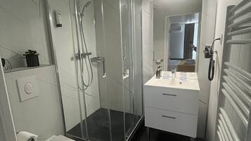 Double Room, Ensuite (Chambres 2 et 3) | Bathroom