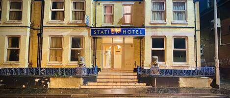 Majoituspaikan sisäänkäynti