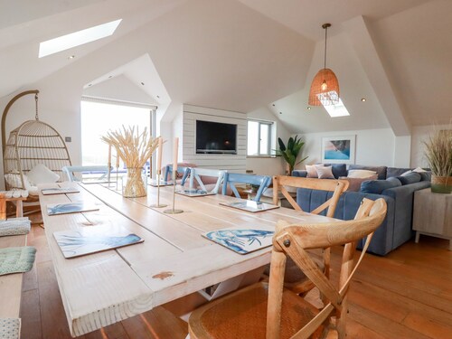 Sea View House