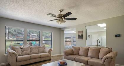 Sleek-La Cantera/Medical/UTSA/game room-Sleeps 14