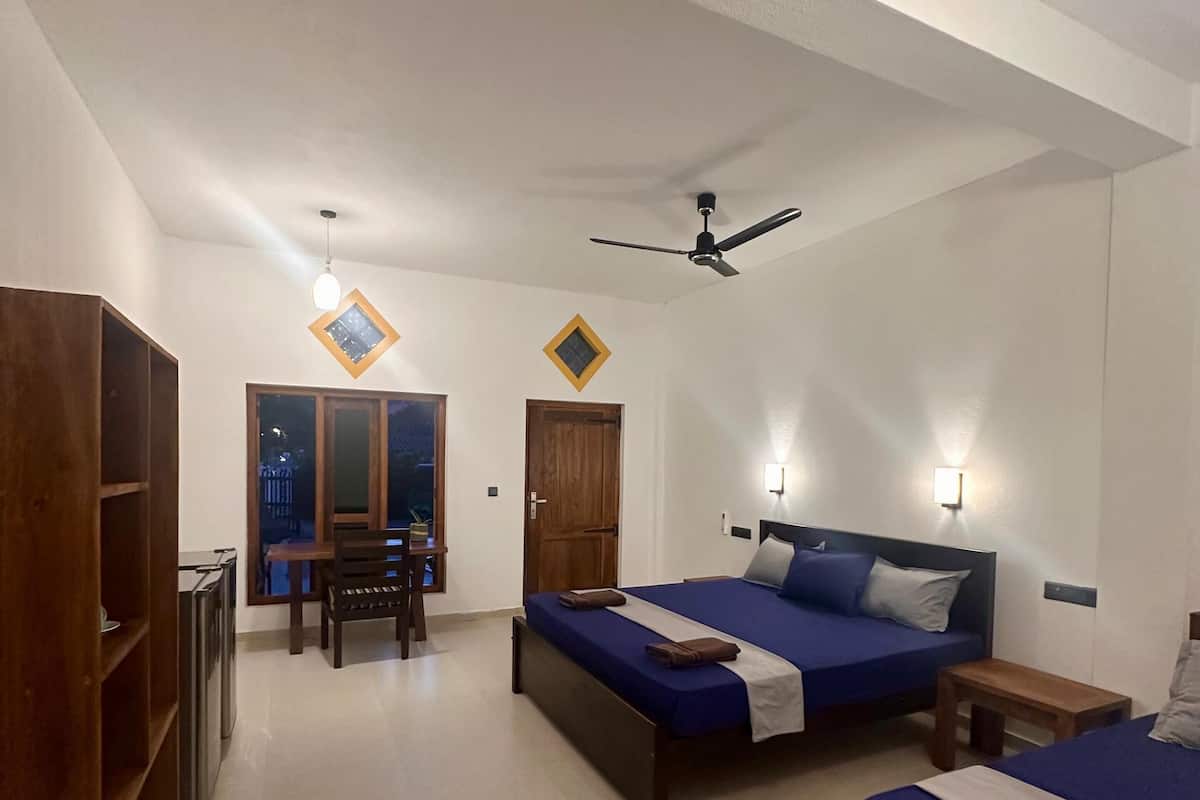 Deluxe driepersoonskamer | 1 slaapkamer, lakens van Egyptisch katoen, luxe beddengoed