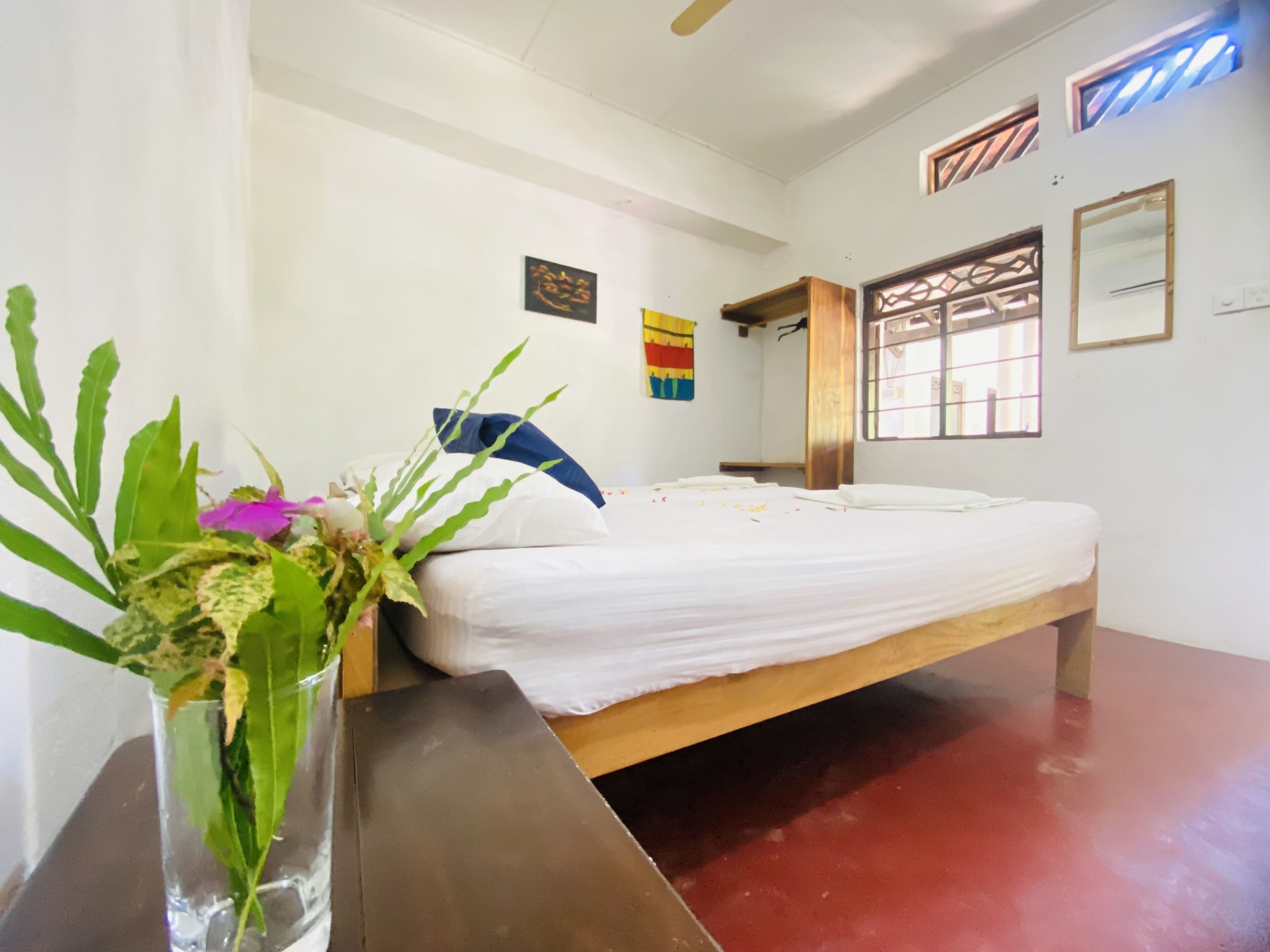 Basic Room | Egyptian cotton sheets, premium bedding, individually furnished, desk