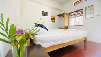 Basic Room | Egyptian cotton sheets, premium bedding, individually furnished, desk