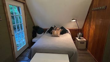 1 habitación, escritorio, wifi gratis y ropa de cama
