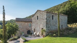Exterior - Villa Serena - Private villa with pool in Umbria (Umbertide)