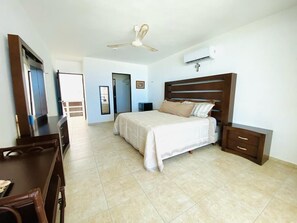 6 室のベッドルーム、WiFi、ベッドシーツ