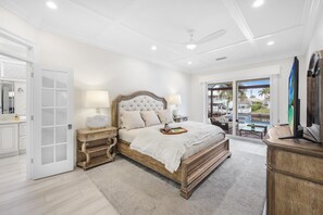 Casa, várias camas (Pet-friendly waterfront home with poo) | 3 quartos
