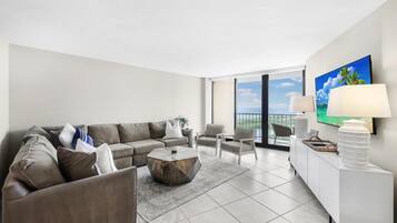 Condo, 1 King Bed with Sofa bed (Beachfront condo with pool, gym, gril) | Living area