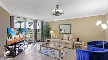 Condo, 1 King Bed (South Seas Tower 4-104) | Living area