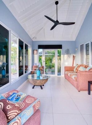 Interior - Modern, Cozy 3Bdr villa w/ pool/gym/beach access (Priory)