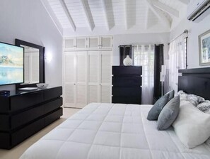 3 bedrooms - Modern, Cozy 3Bdr villa w/ pool/gym/beach access (Priory)