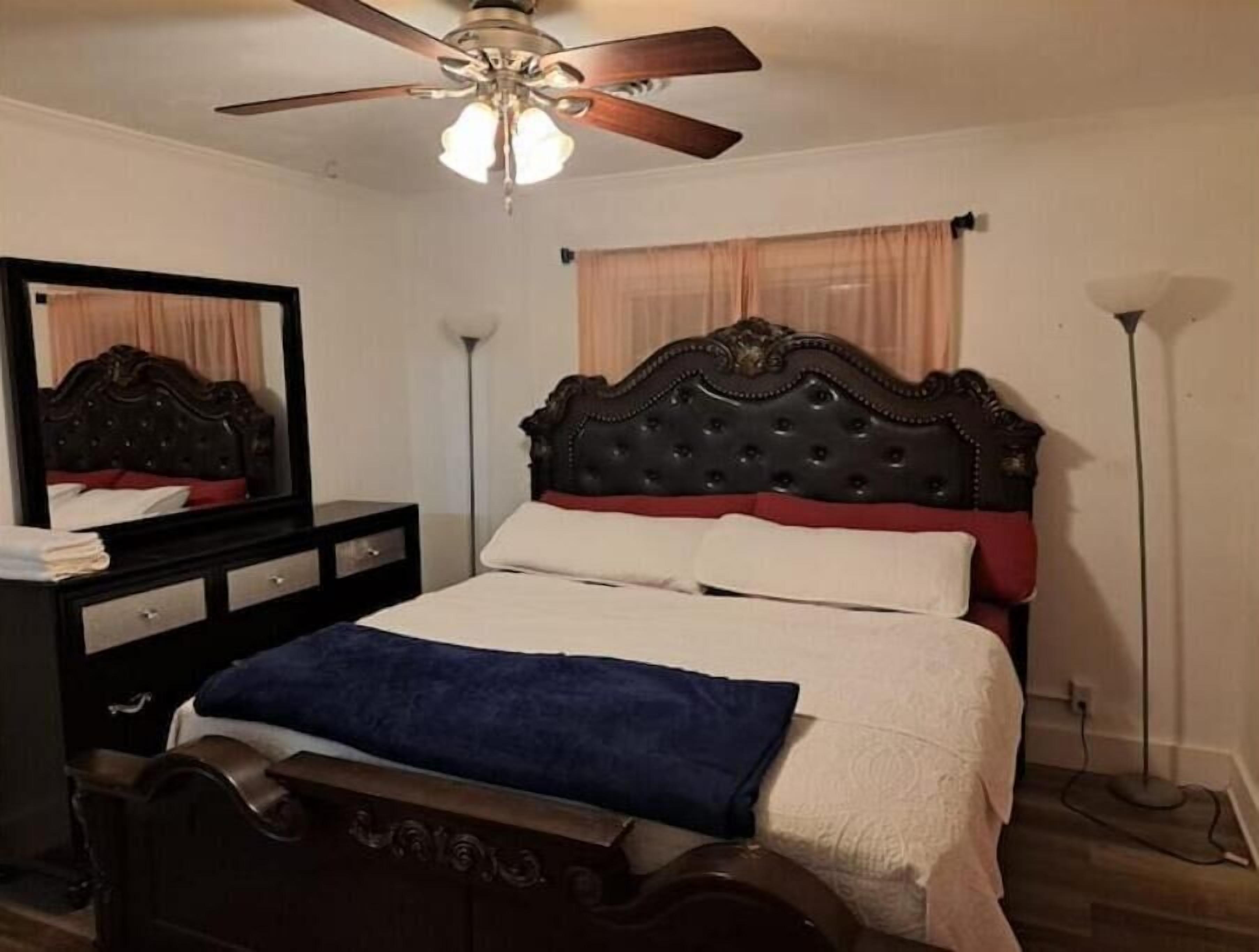 2 chambres, bureau, Wi-Fi gratuit, draps fournis