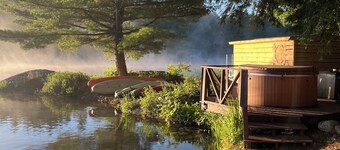 Lakeside Cottage near Adirondacks, Hot Tub, Pontoon Boat, Kayaks & Paddle Board