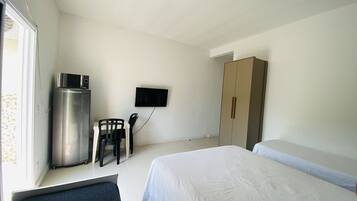 1 habitación, wifi y ropa de cama
