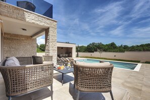 Terrace/patio - Villa Omnia (Istria - Pula) (Pula)