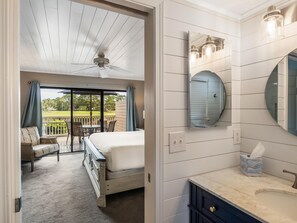 2 bedrooms, WiFi, bed sheets - Breathtaking Balcony Views: Spacious 2-Bed, 2-Bath Condo for 4 (Miramar Beach)