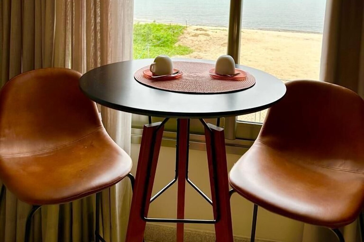 Superior Suite | 1 bedroom, premium bedding, pillowtop beds, blackout drapes