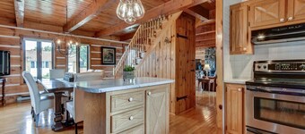 Charmante, spacieuse maison canadienne/Charming and very spacious Canadian house