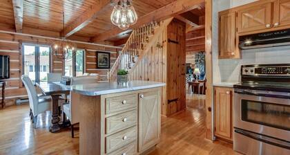 Charmante, spacieuse maison canadienne/Charming and very spacious Canadian house