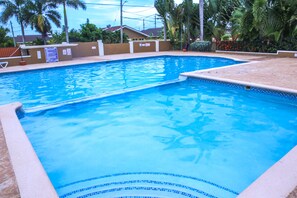Outdoor pool - Areca Homes in Draxhall  (St. Ann's Bay)