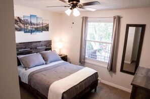 4 bedrooms, iron/ironing board, travel cot, free WiFi
