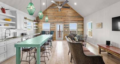 Waterfront Escape w/ Views Shared Pool & Boat Dock Orange Crush by Avantstay