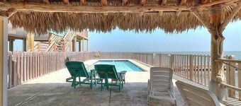 Waterfront, Shared Boat Dock & Pool w/ Views Ariels Grotto by Avantstay