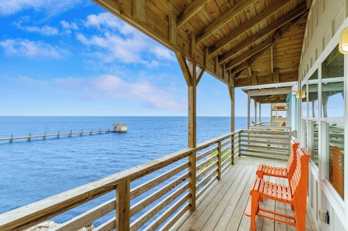 Waterfront, Shared Boat Dock & Pool w/ Views Ariels Grotto by Avantstay