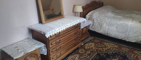 1 室のベッドルーム、アイロン / アイロン台、WiFi、ベッドシーツ