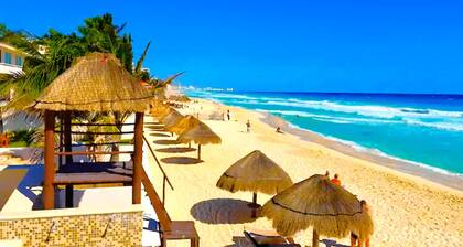 Apartment in the BEST BEACH on Cancun