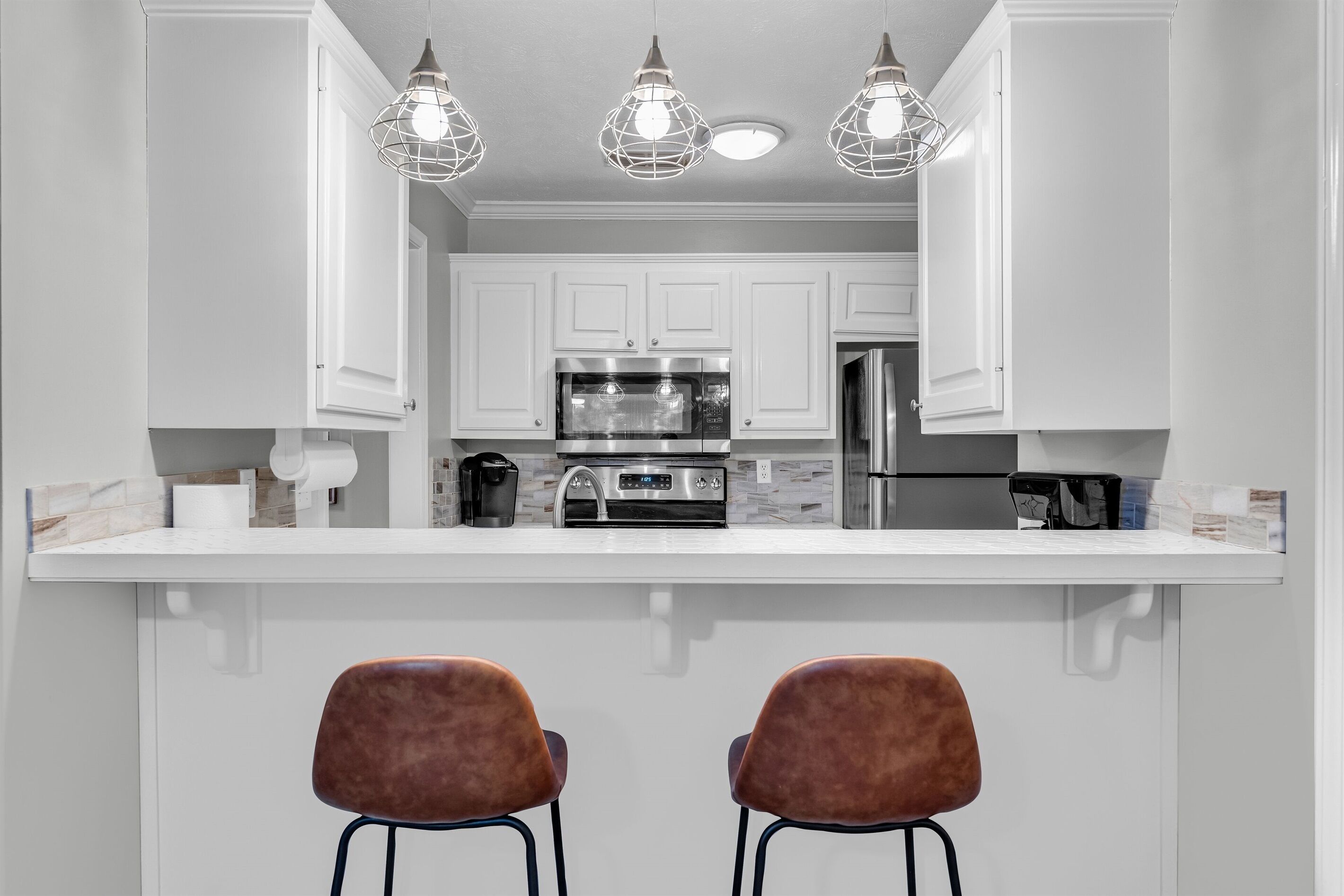 Frigorífic, microones, forn i placa de cuina 